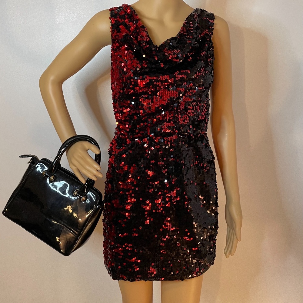 ❌ SOLD! U.SA. Black and red sequin, cowl mini dress - Picture 1 of 8